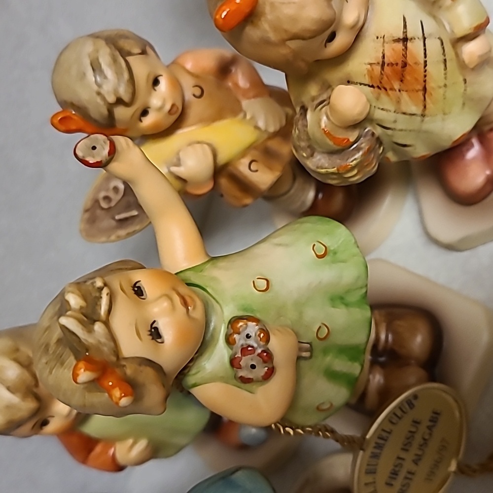 Hummel lot - Picture 3 of 5